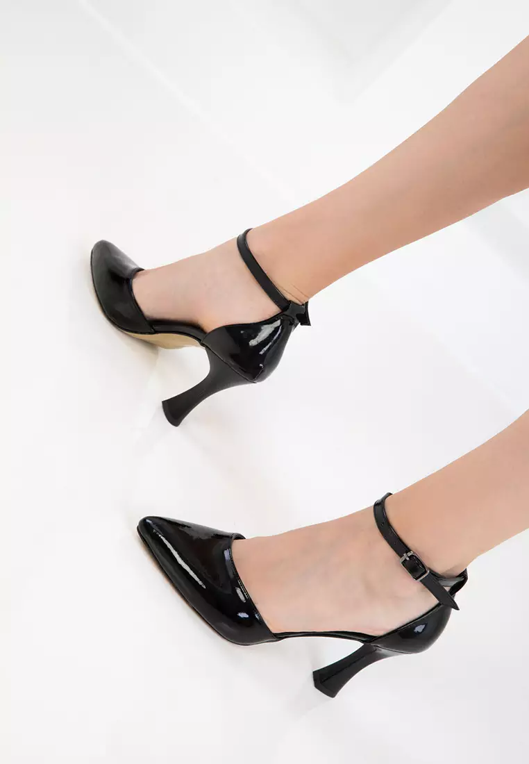 Black Patent Leather Women's Classic Heeled Shoes 17844