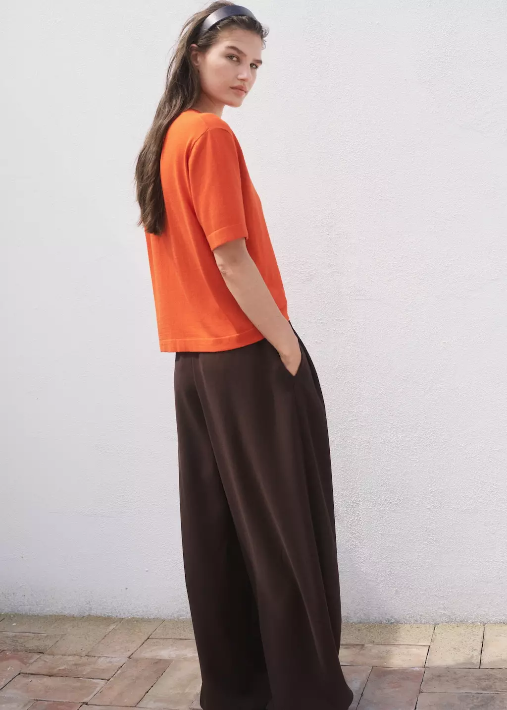 Sweater rajutan halus lengan pendek