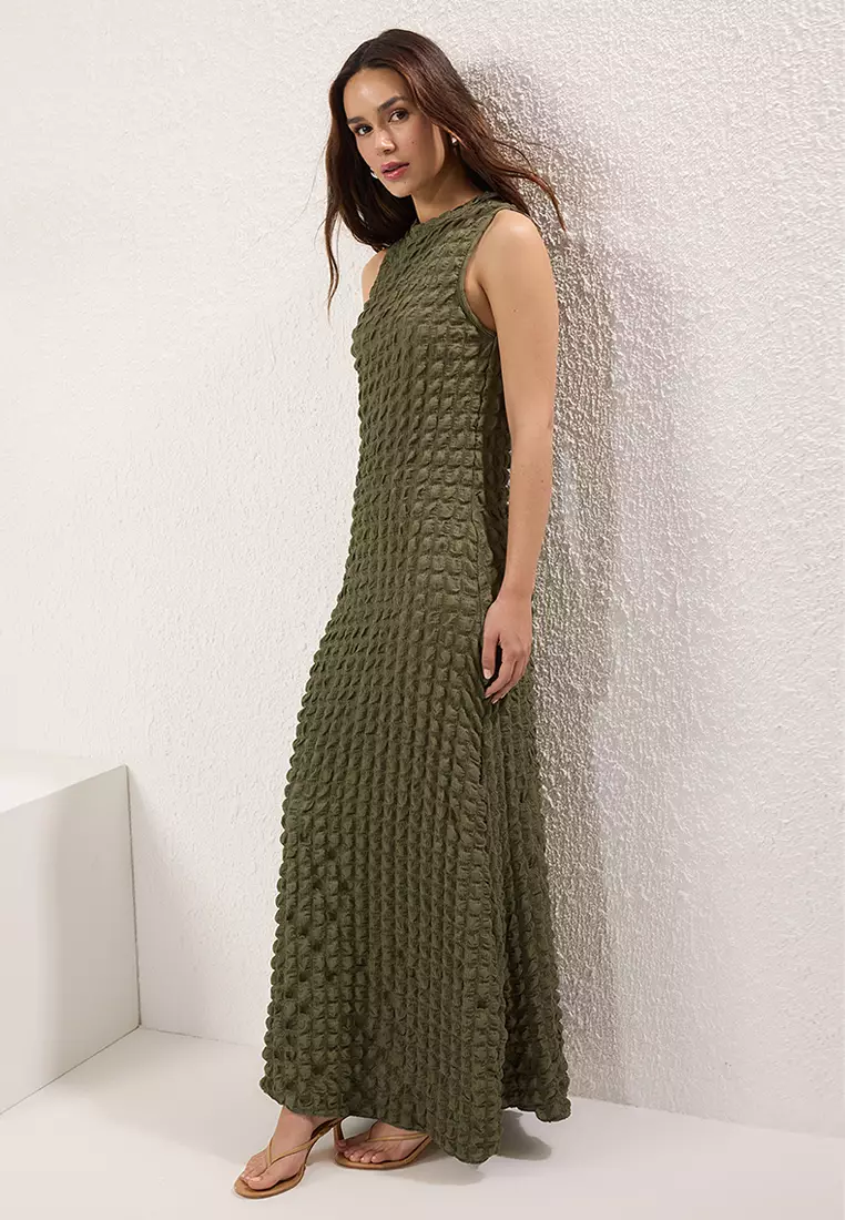 Khaki Plain Textured A Cut/Bell Form Crew Neck Textured Maxi Dress TWOSS24EL00683