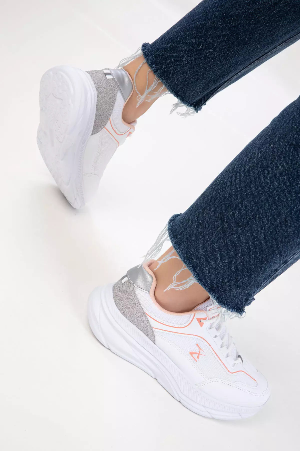 White-Powder Women's Sneaker 20414