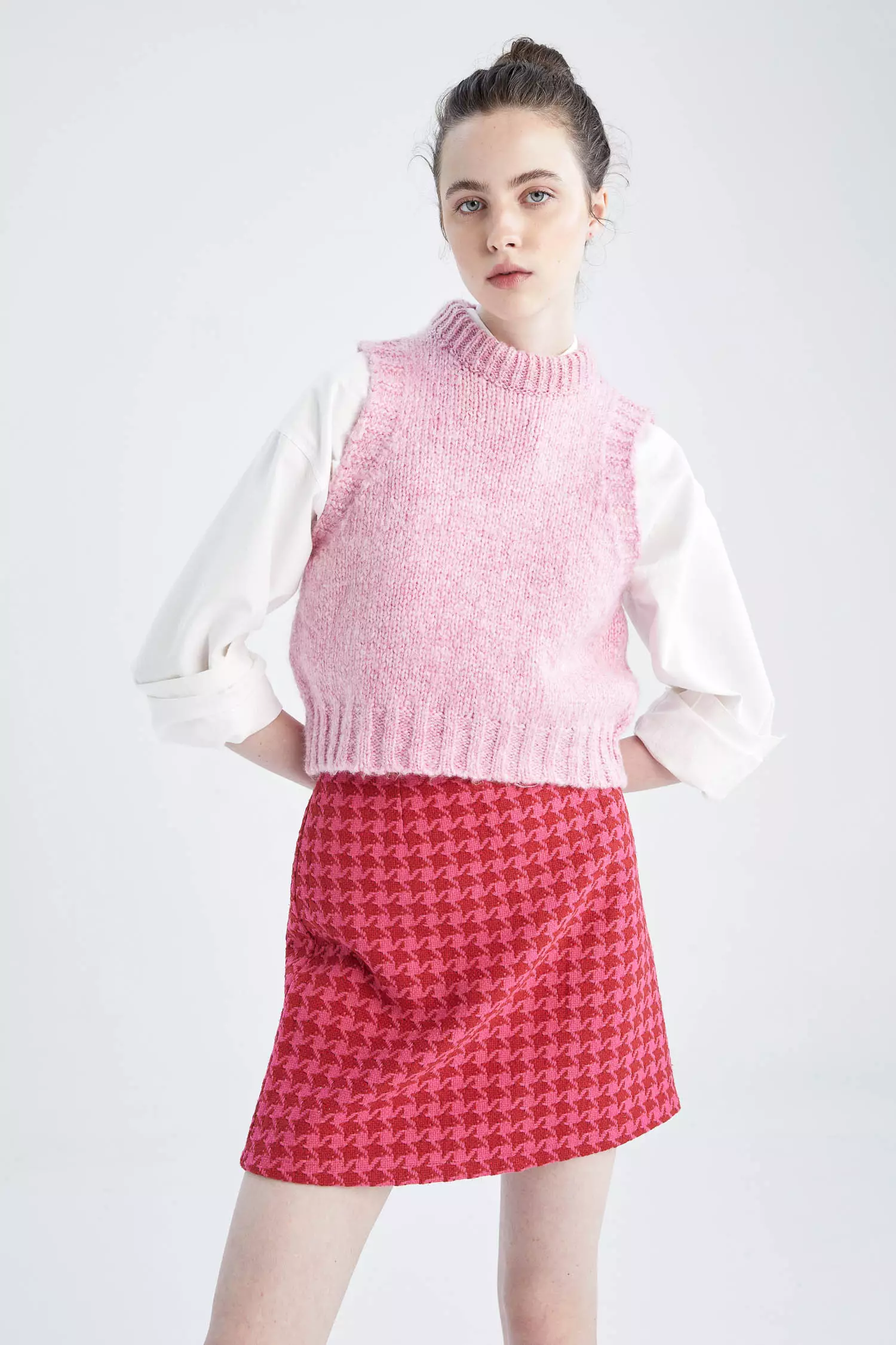 Pink knitted mini outlet skirt