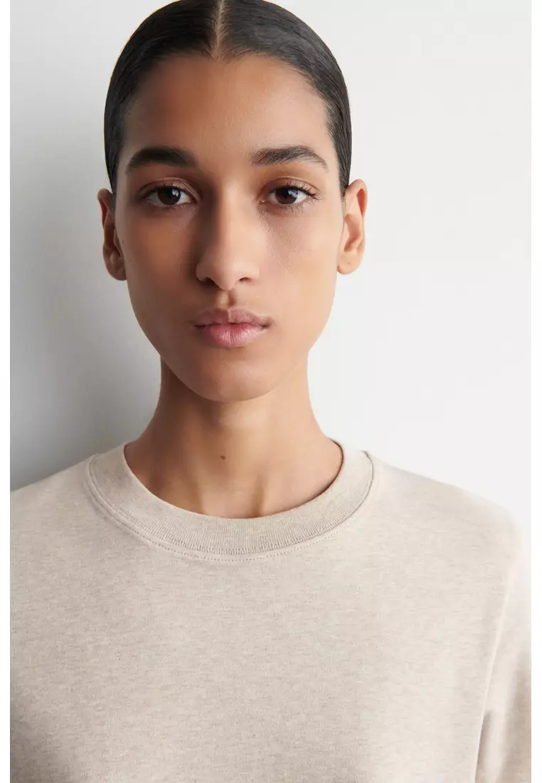 CLEAN CUT LONG-SLEEVED T-SHIRT