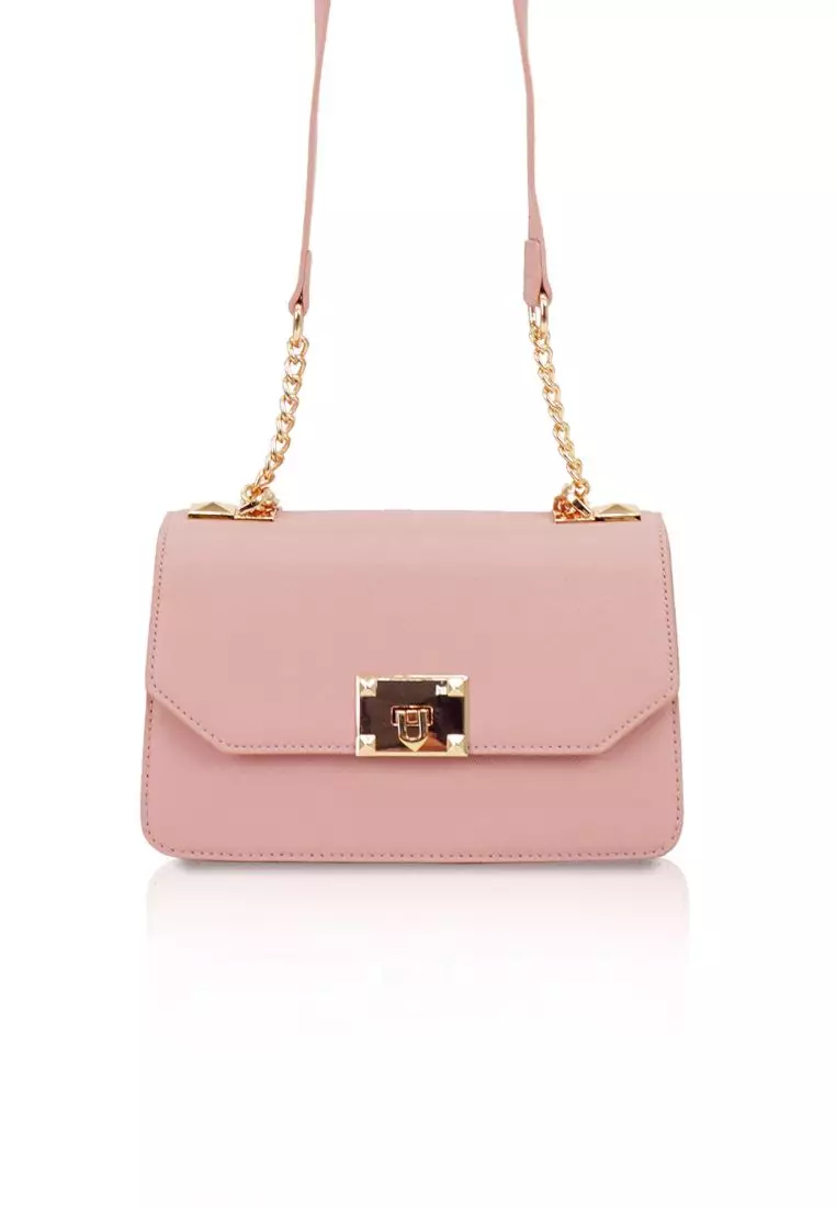 Push lock sale front flap bag