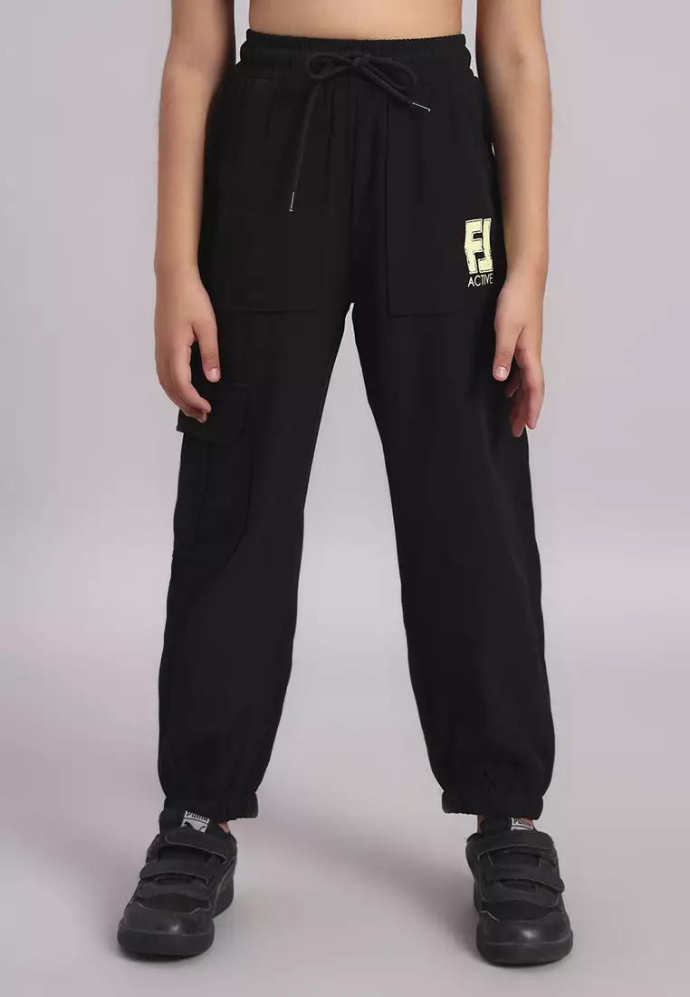 Celana Jogger Kargo Unisex TrailFlex