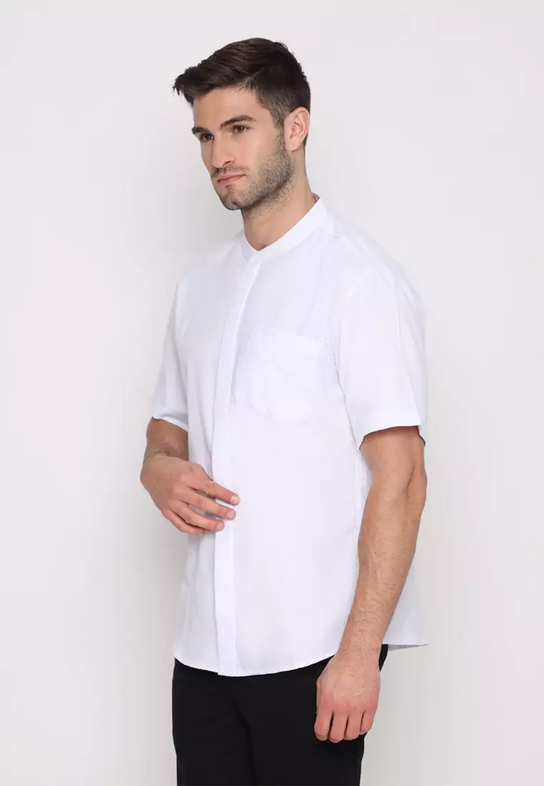 POLICE Kemeja Koko Polos Cotton Soft White Regular Fit Lengan Pendek Pria