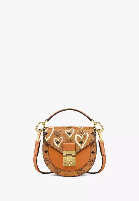 Valentine’s Day Tracy Shoulder Bag in Visetos