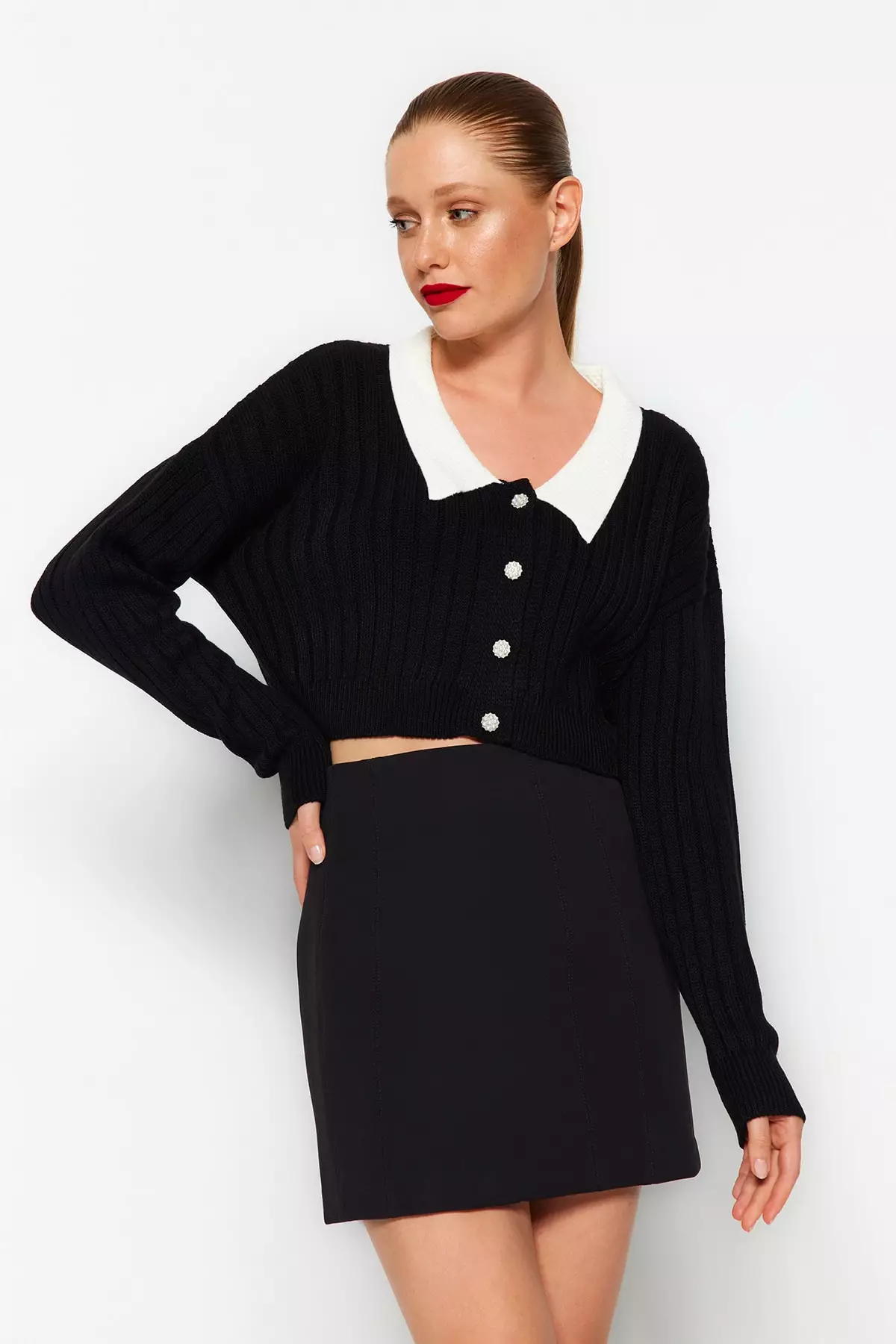 Collared Crop Cardigan