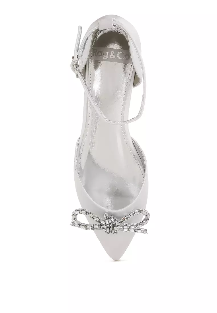 Rhinestone Detail Bow Flat Sandals in White