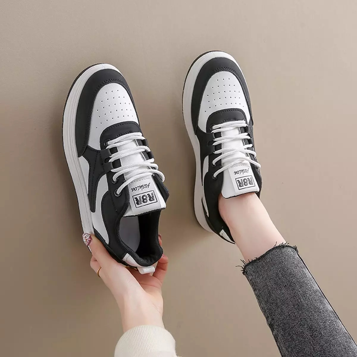 Snekaers Cewek Casual Ootd Kampus Pelajar Sepatu Wanita SS103