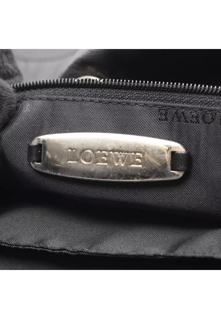 Pre-Loved LOEWE flamenco Shoulder bag leather black purse