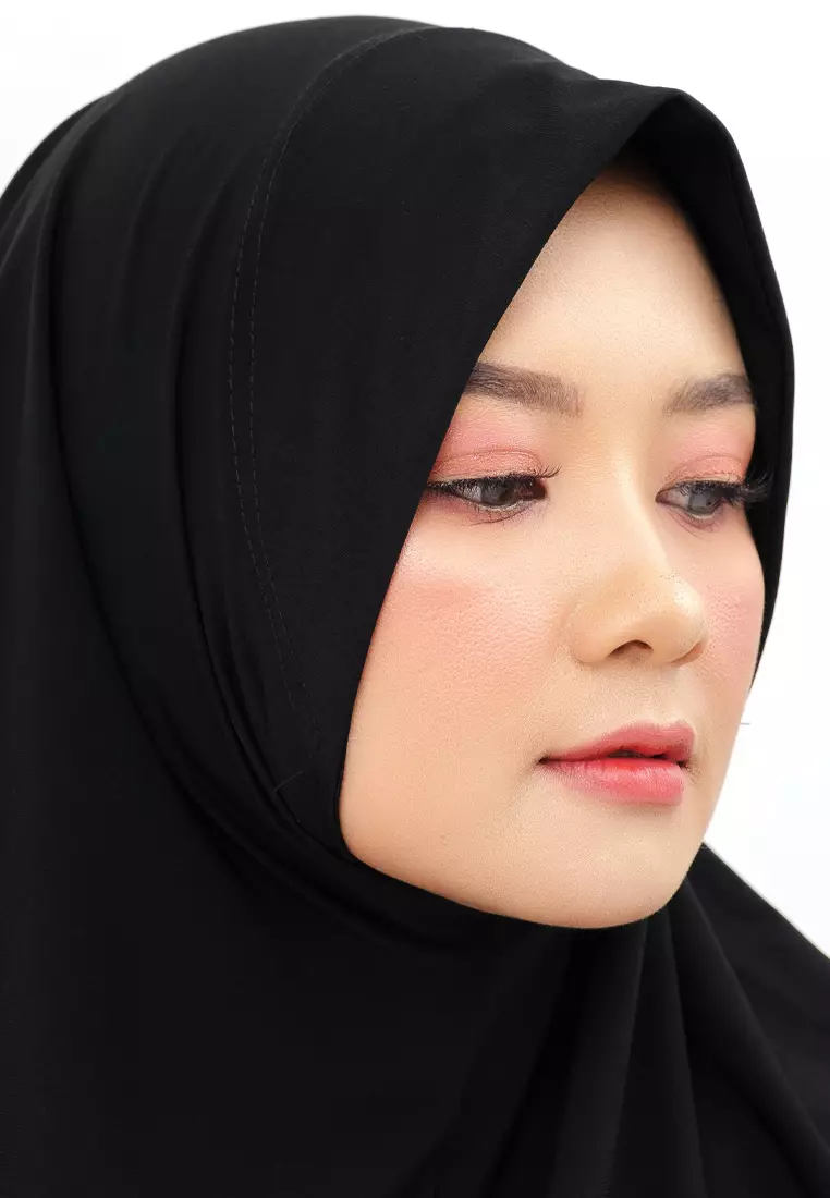 Hijab Jilbab Instan Bergo Super Jersey Cool Tech Wanita Black