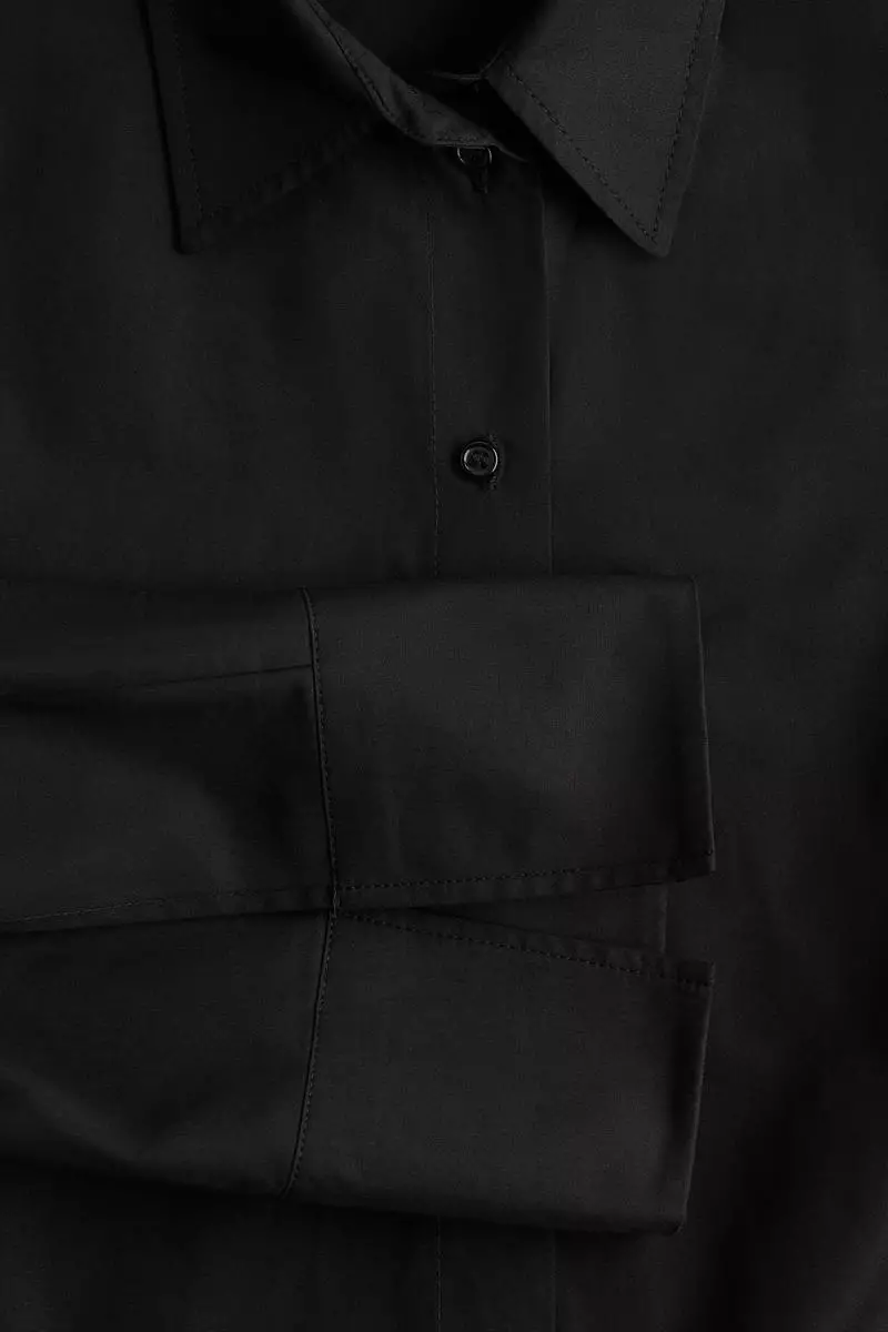 Slit-cuff shirt