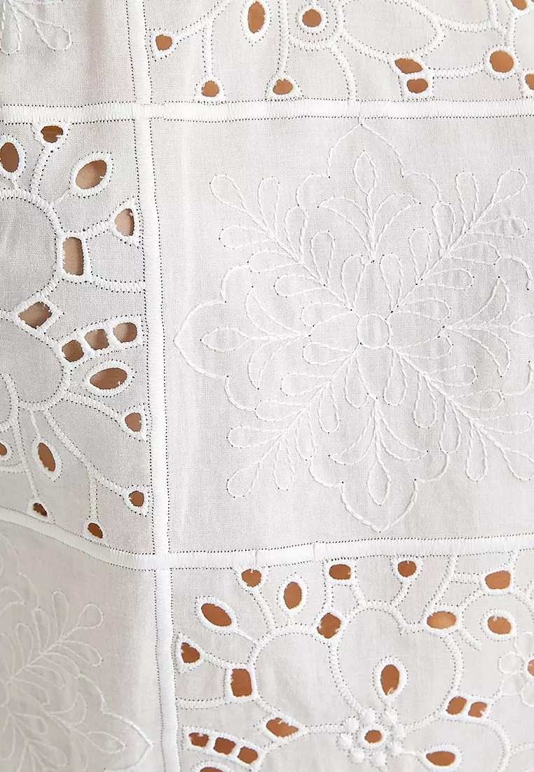 Sleeveless Openwork Blouse