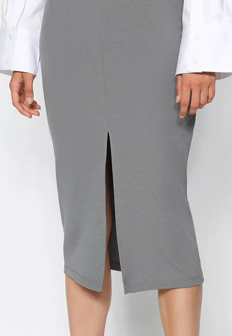 Textured Crepe Knitted Skirt