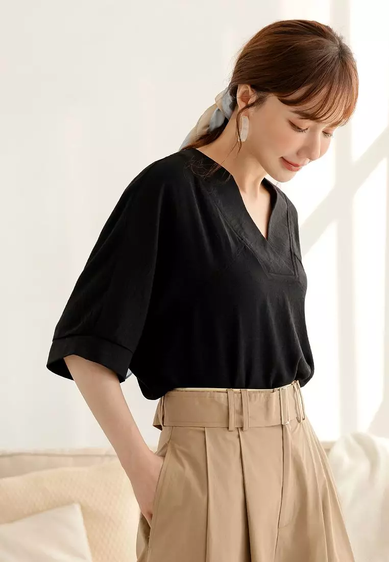 Textured Wrinkled V-Neck Top with Elbow-Length Sleeves [AB20350]