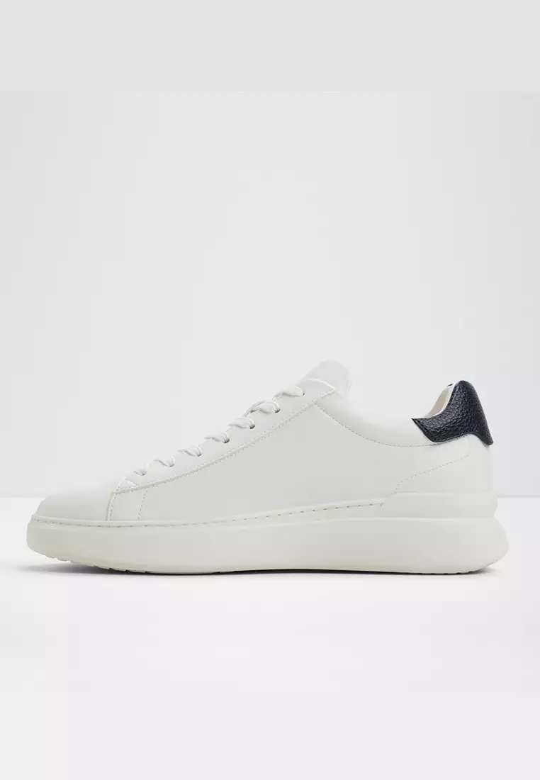Paxon Low-Top Sneakers