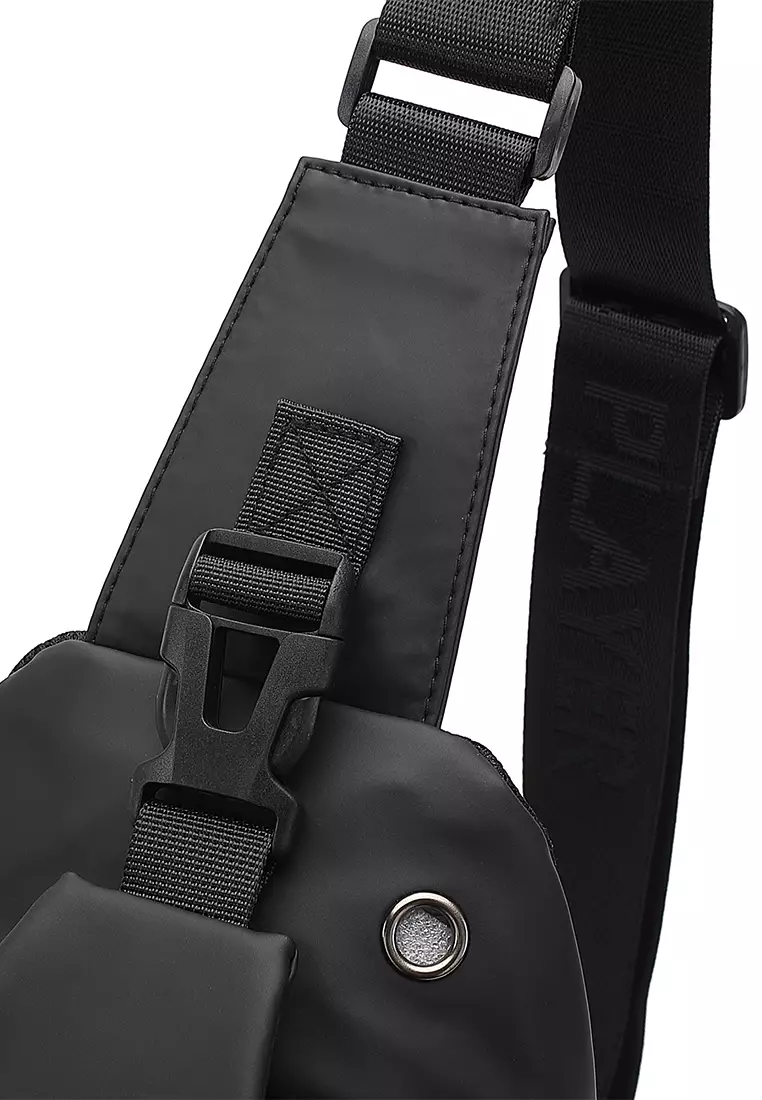 Men's Chest Bag / Sling Bag / Crossbody Bag - Black