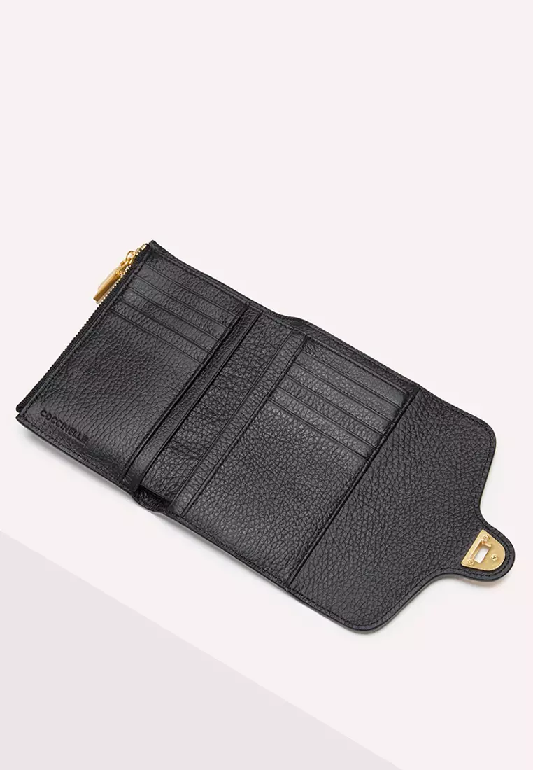 Jual Coccinelle Beat Soft Trifold Wallet Original 2025 ZALORA