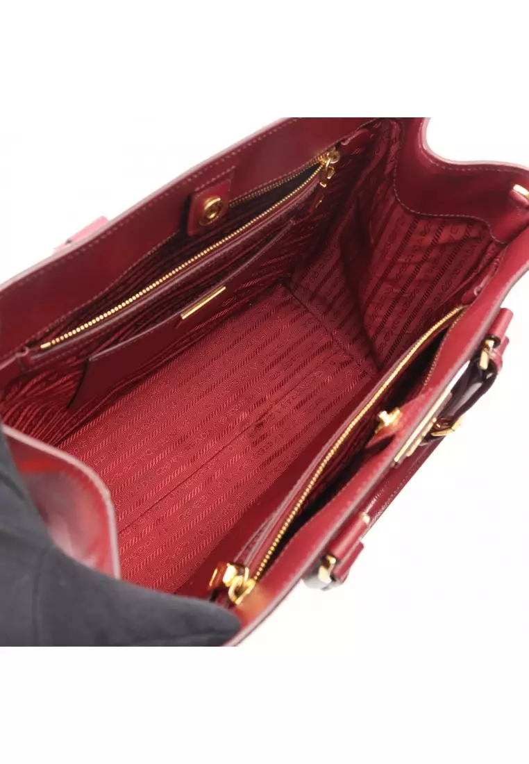 Pre-Loved Prada triangle logo Handbag Saffiano leather Bordeaux Red 2WAY