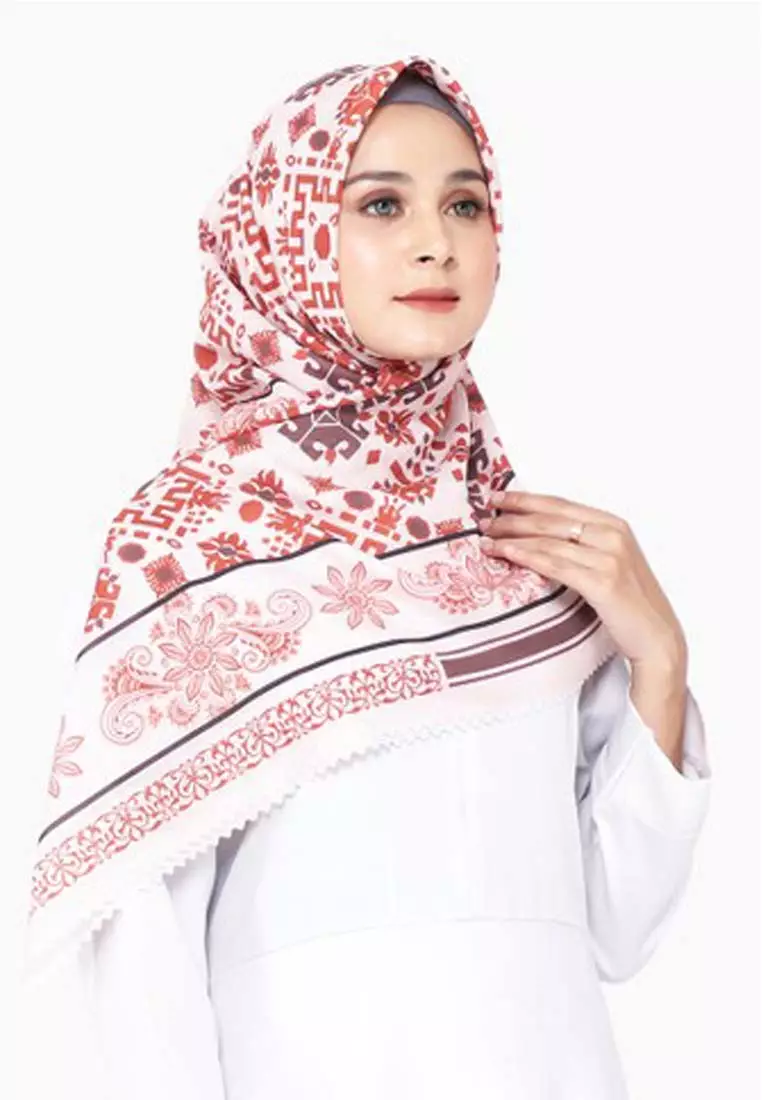Hijab Motif Ethnic Gorontalo Segiempat Lasercut - Rust Brick