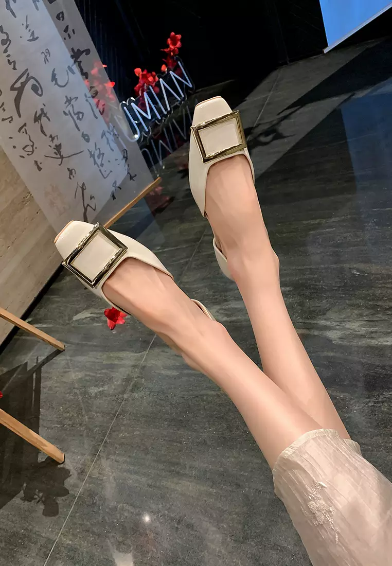 Square Buckle Hollowed Flat Shoes WW1228-1