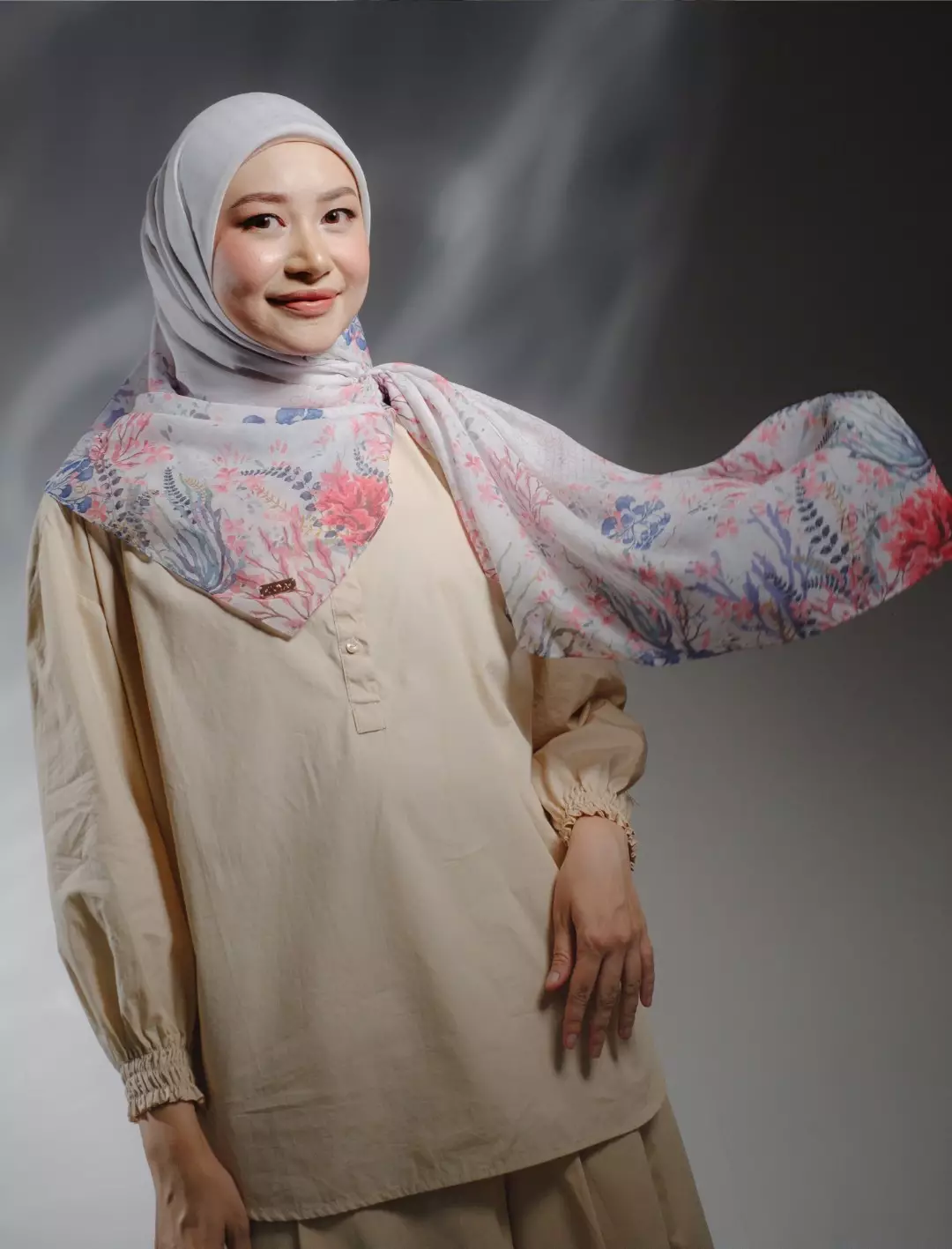 MARINA Scarf Offwhite - Kerudung Hijab Segiempat Motif With BOX - Bahan Voal Premium - Ukuran 115x115