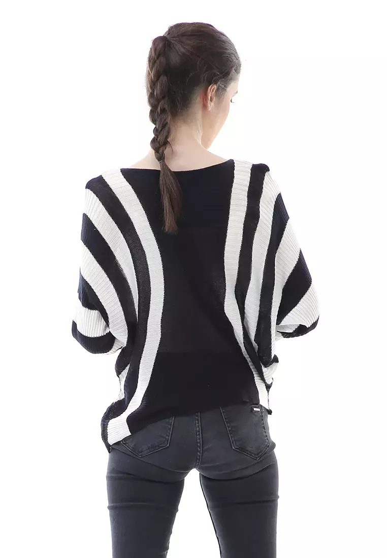 Viana Blouse Rajut Atasan Wanita Motif Zebra Stripe Oversize Jumbo Premium Quality - Hitam