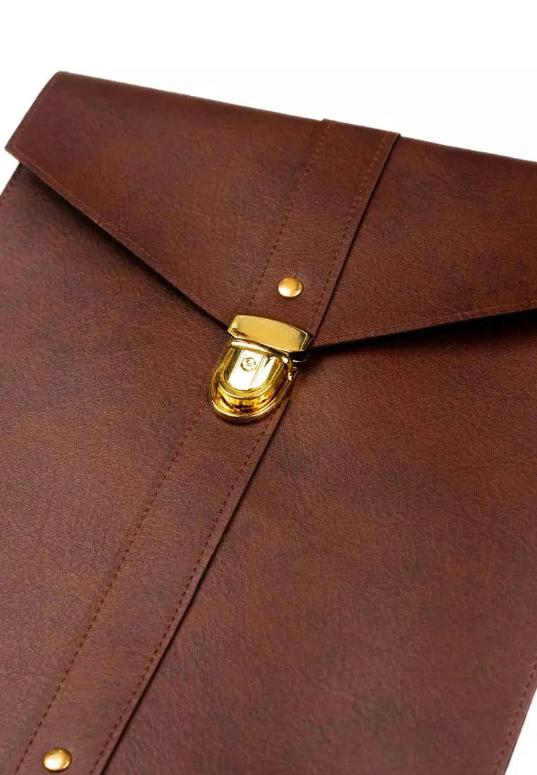 Houseofcuff Clutch Pria Tas Tangan Unisex Cokelat Muda Model Kancing