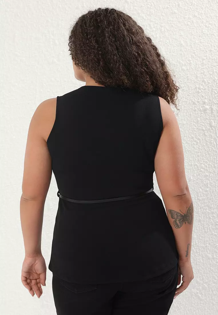 Black Waist Belted Sleeveless Plus Size Blouse TBBSS25AF00109