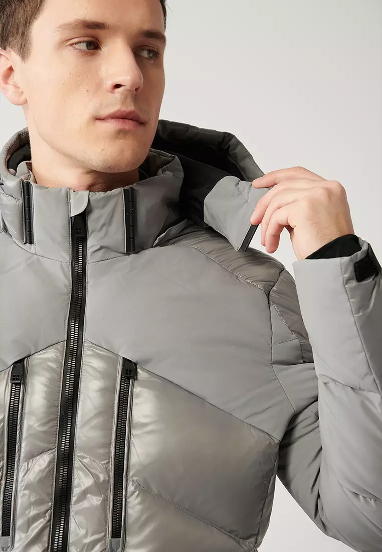 網上選購 Avva Long Sleeves Zip Hooded Jacket 2026 系列 | ZALORA香港