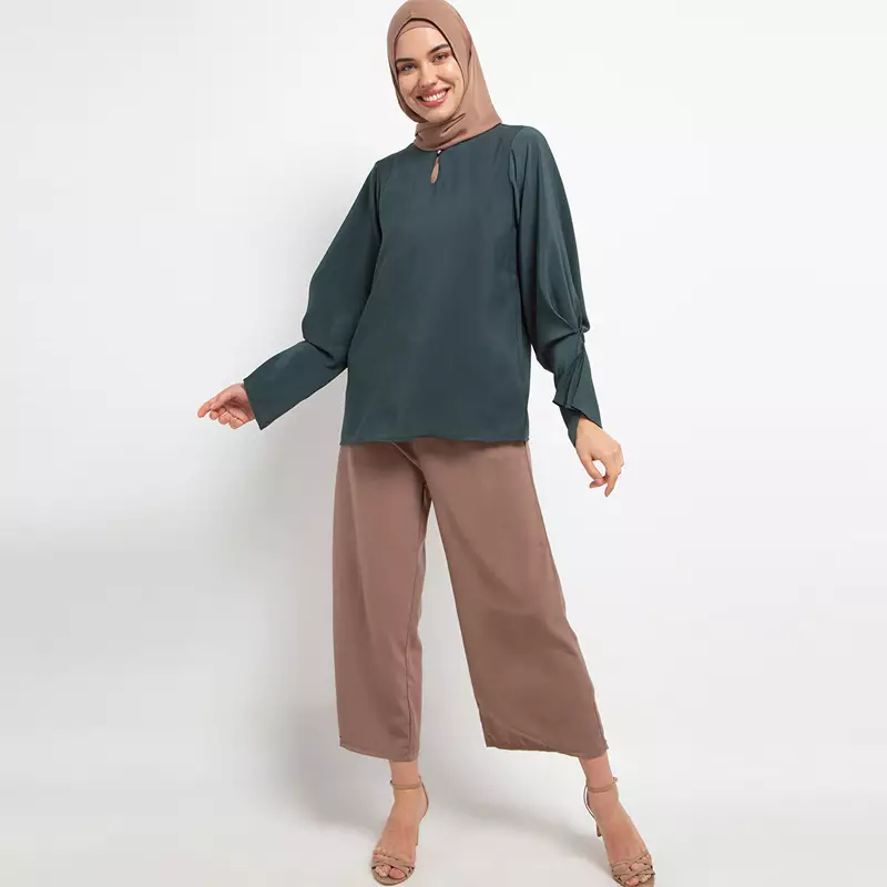 Aiani Blouse In Green