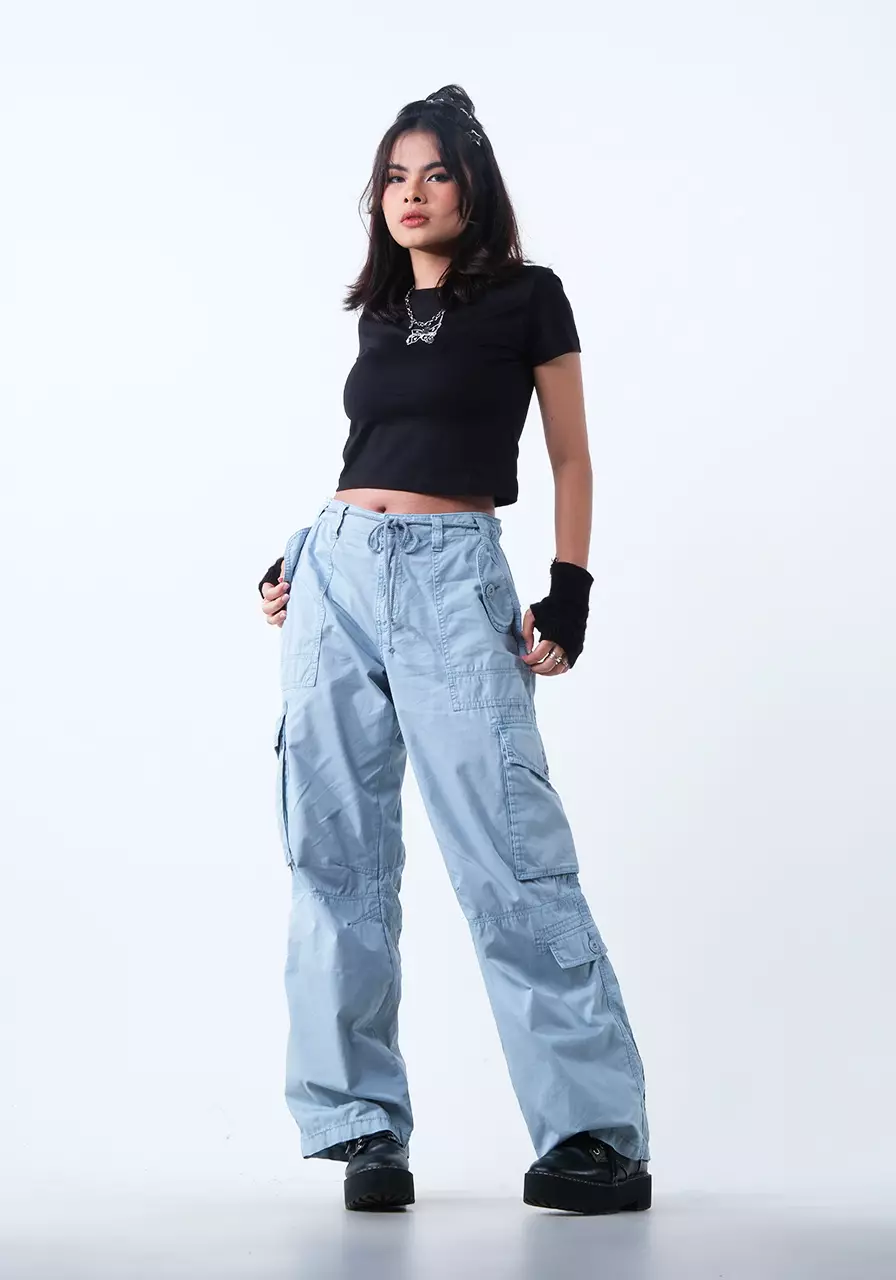 Celana Cargo Wanita Eira Light Blue