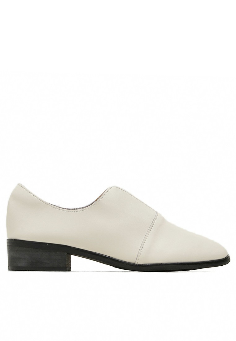 Low Heel Leather Loafers TH118-9