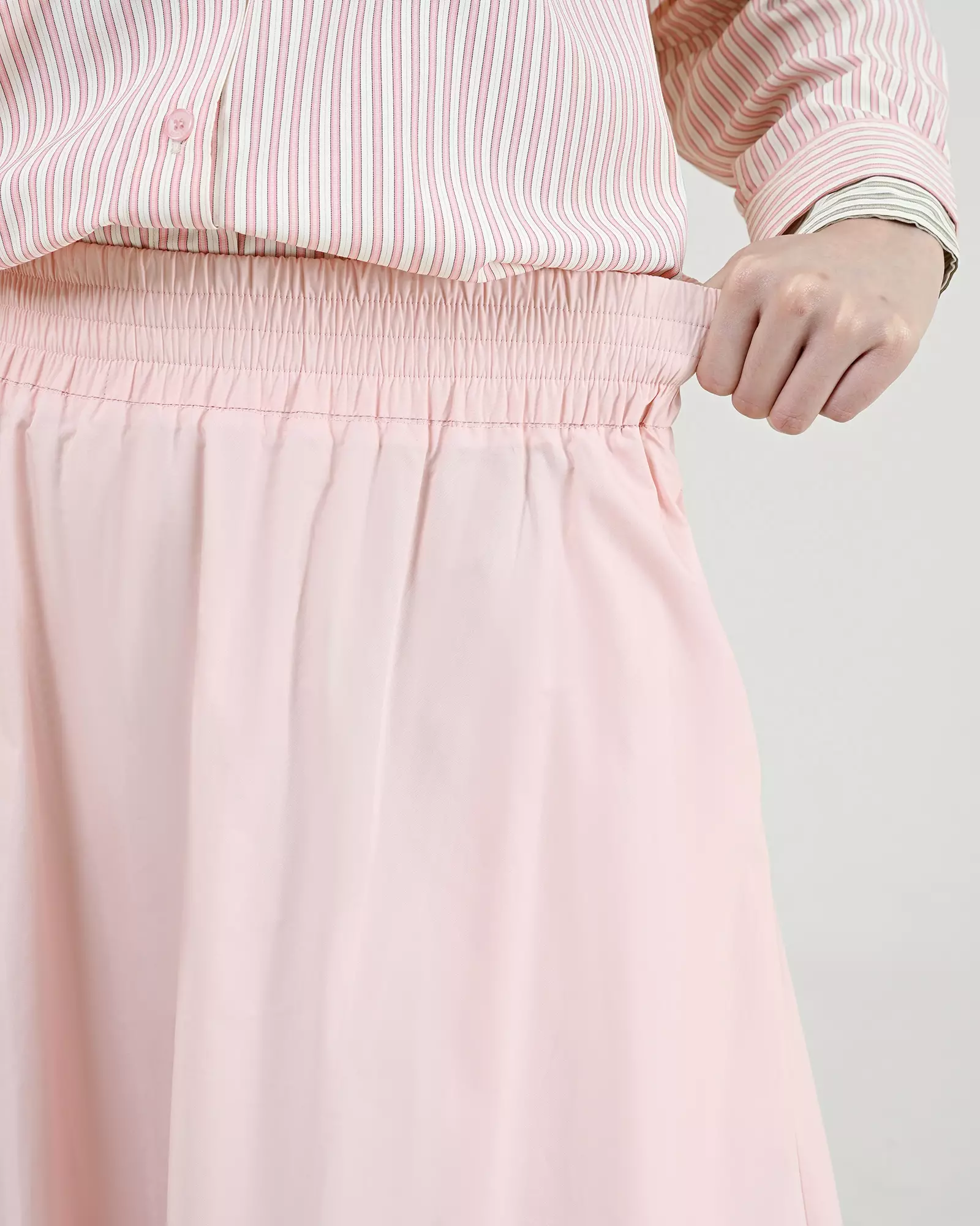 Geulis.id LUIKA SKIRT - Blush