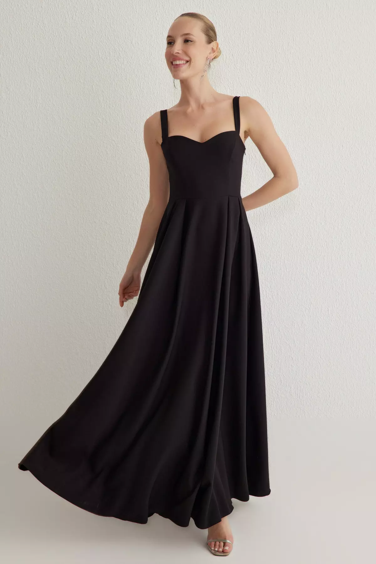 Sweetheart Maxi Dress
