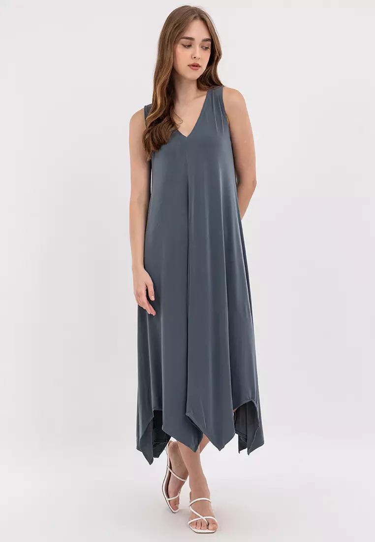 Amiera Dress