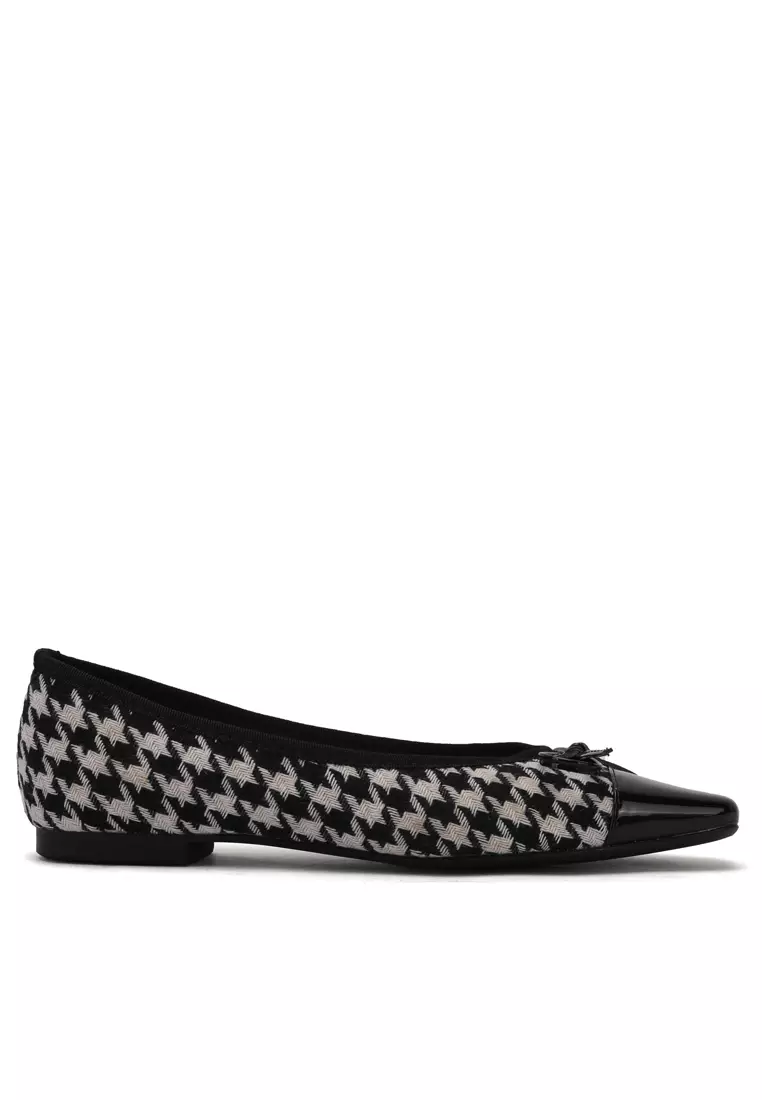 Discount on Twenty Eight Shoes  shoes - SKU: Square Toe Woven Fabric Ballerina Xj877-1