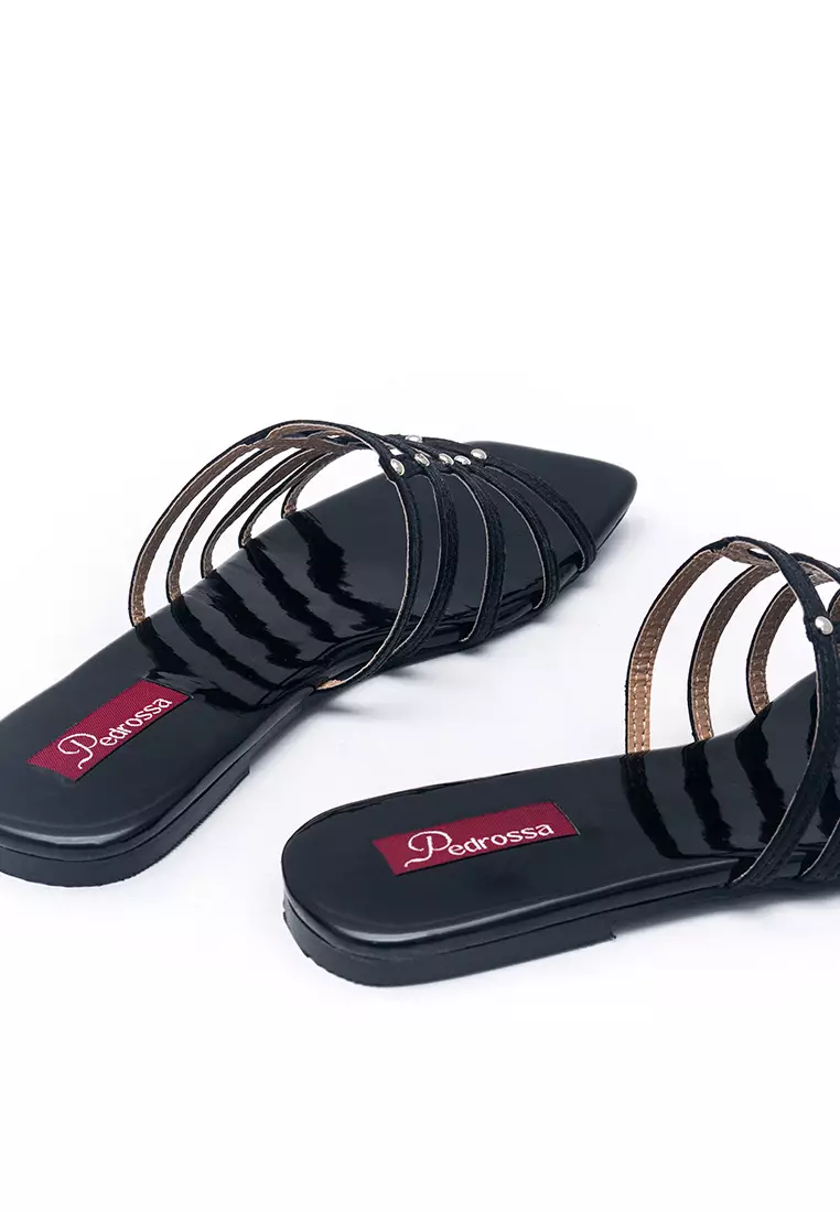 Madeline Flat Sandals in Black