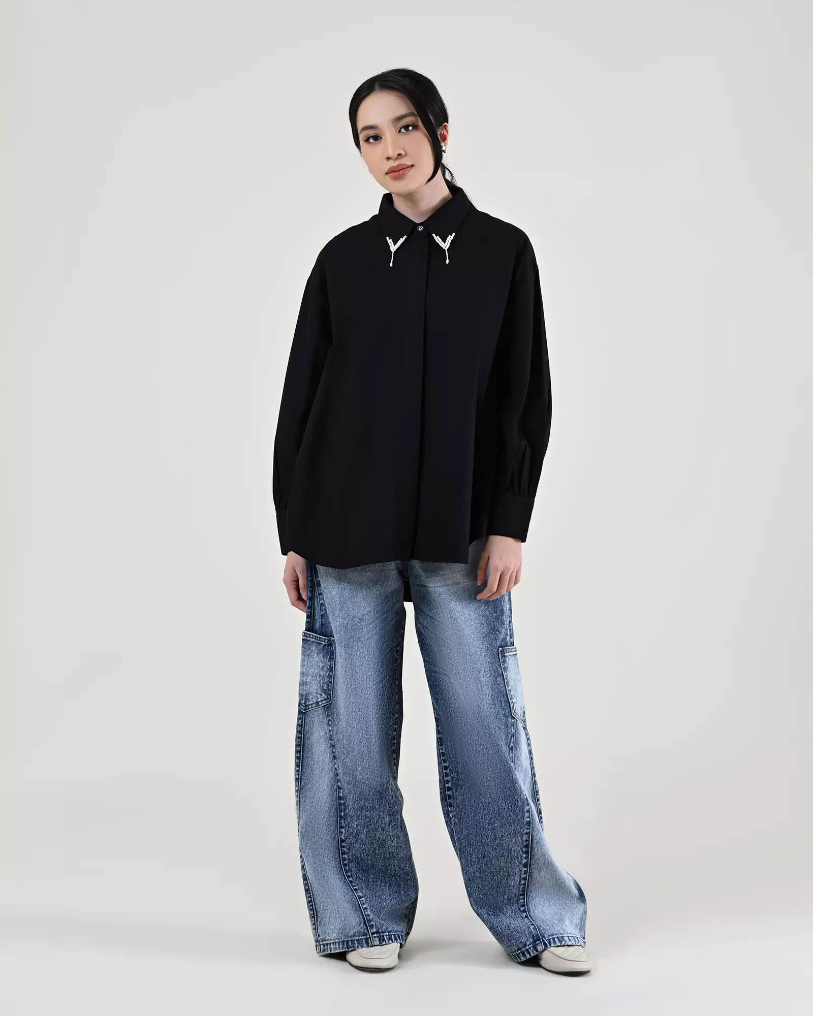 Geulis.id CAPT SHIRT - Black