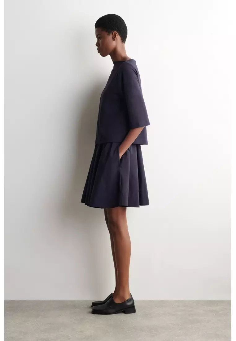 CONTRAST-PANEL BOAT-NECK MINI DRESS
