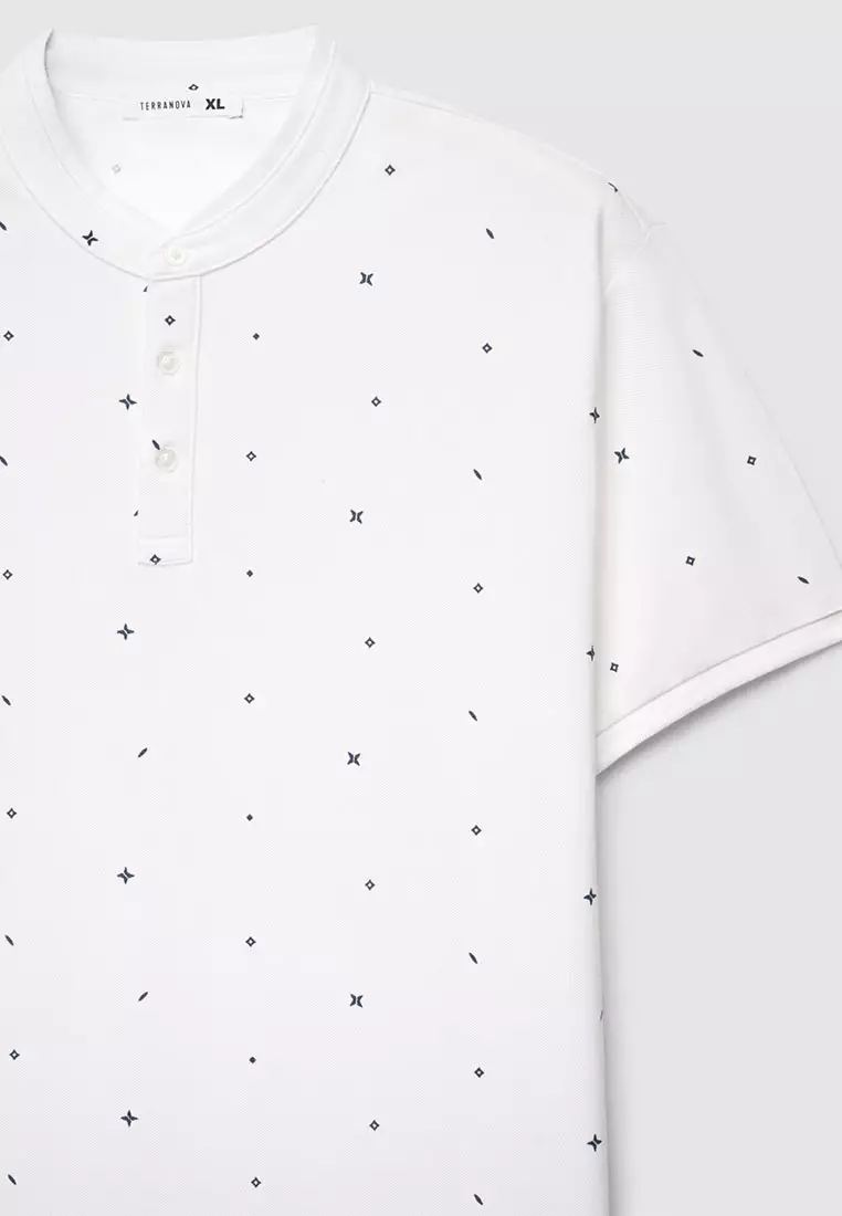 Man Short-Sleeved T-Shirt