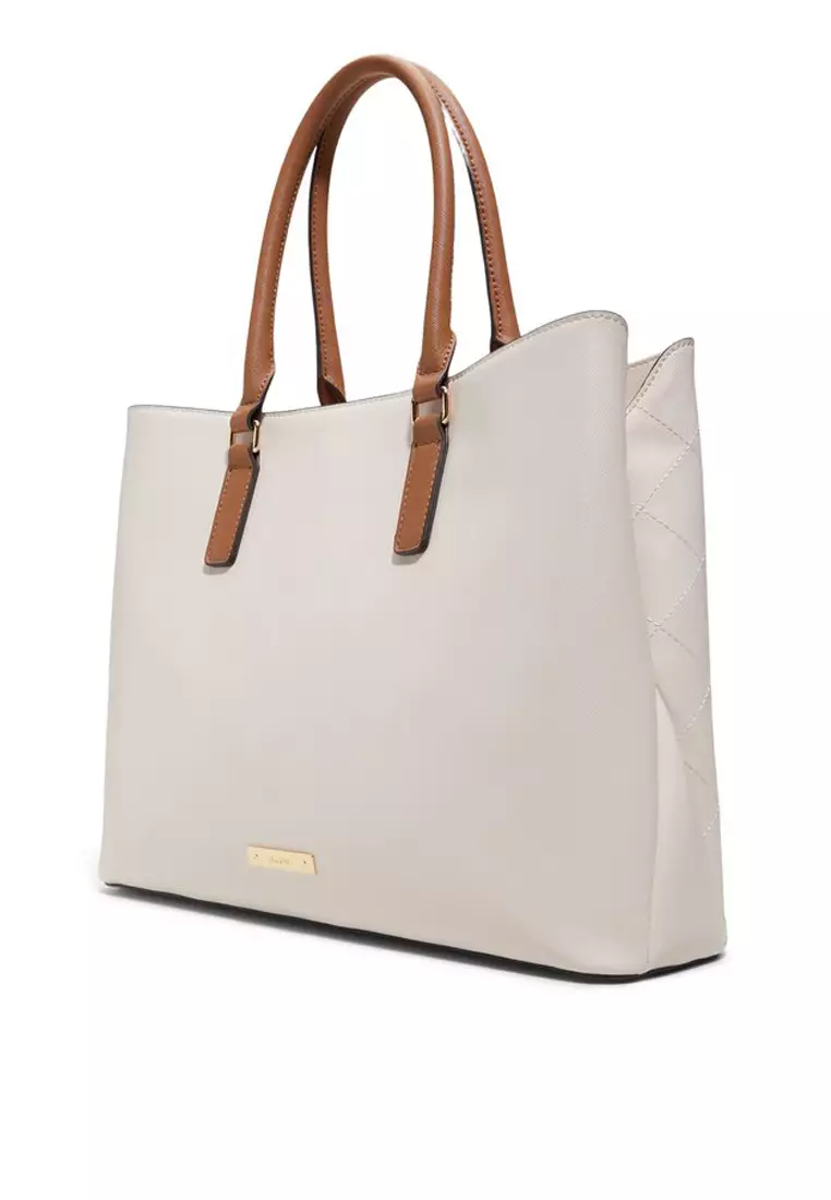 Tarandi Large Tote Bag