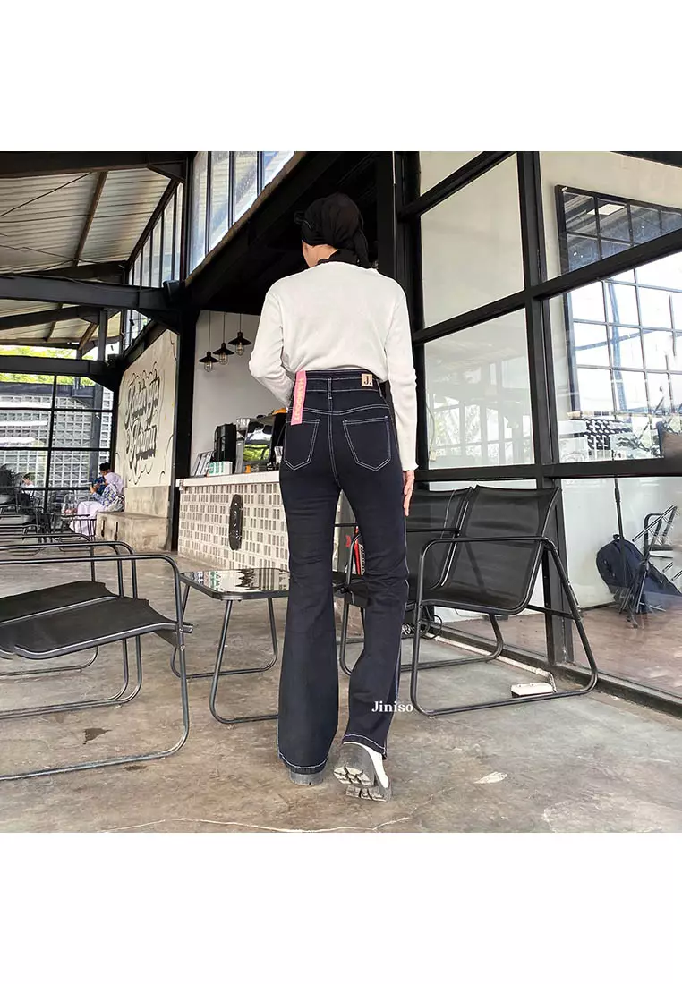 Ultra Highwaist Cutbray Stretch Jeans 613 HANGOUT