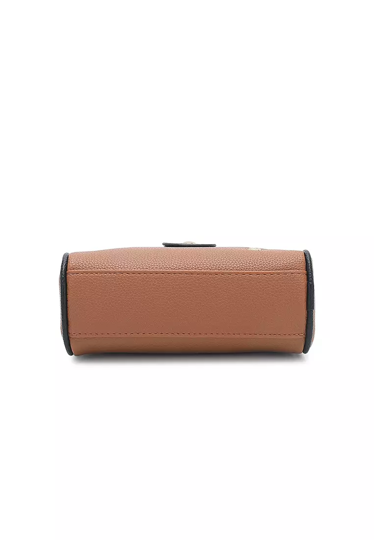 Women's Sling Bag / Crossbody Bag (Tas Selempang Wanita) - Cokelat