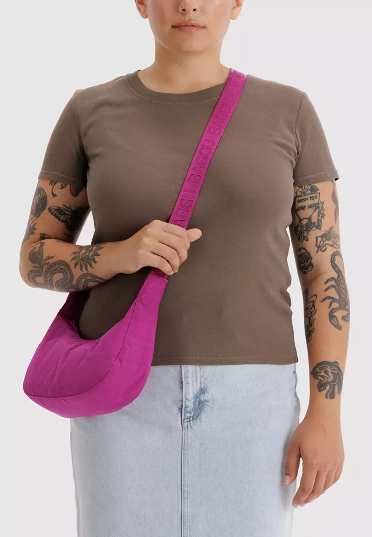 BAGGU - Small Nylon Crescent Bag - Deep Fuchsia