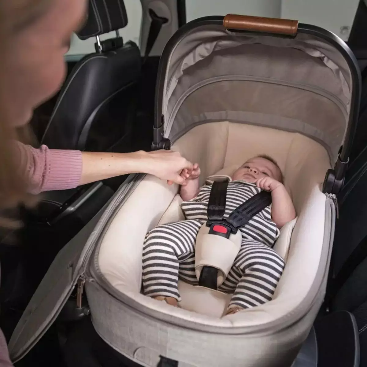 Nuna Cari™ Aire Carry Cot Pine - Tempat Tidur Kereta Dorong Bayi