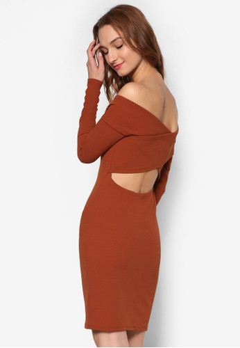 露zalora時尚購物網評價肩背部鏤空長袖連身裙, 服飾, 服飾