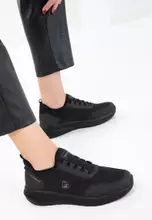 Black/Black
