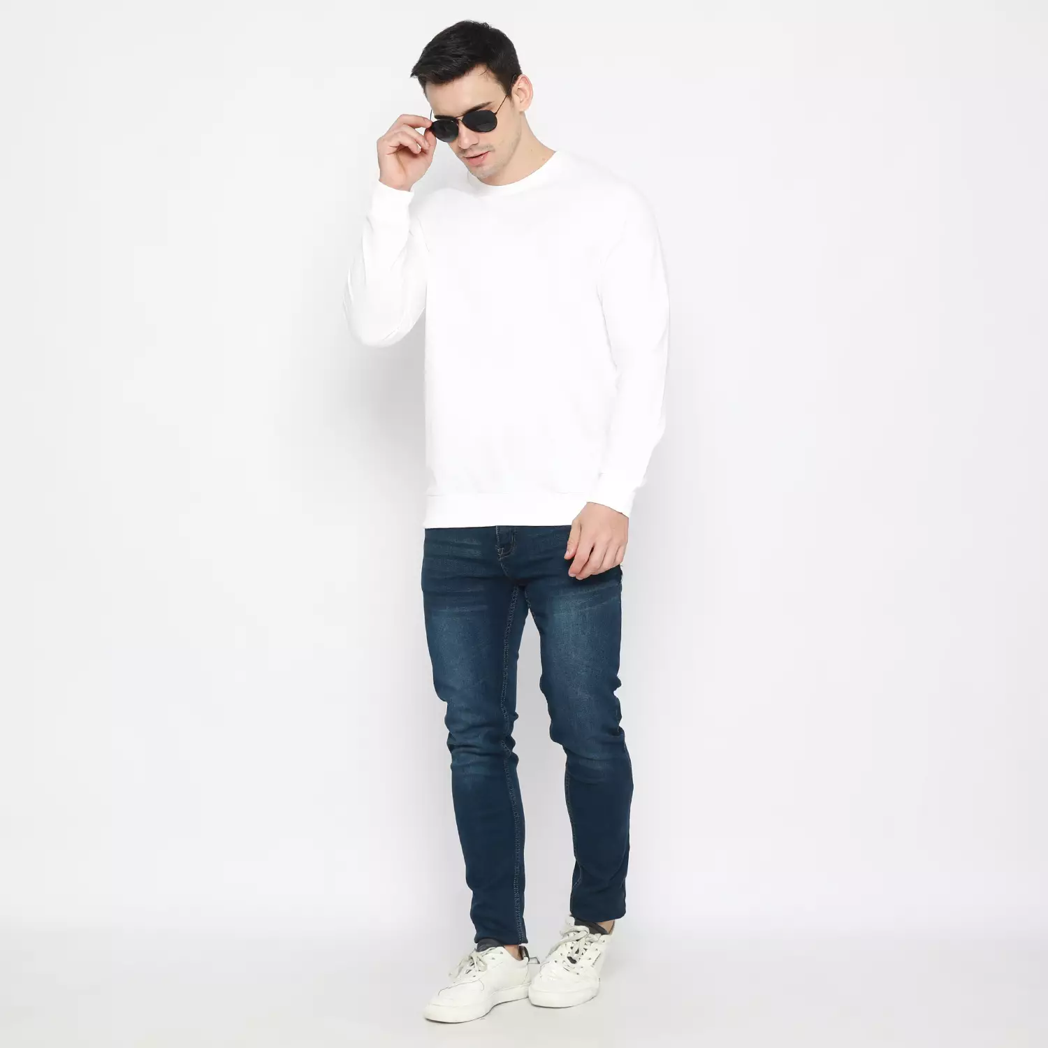 Kale Sweater Sally White/ Sweater Pria Casual / Unisex