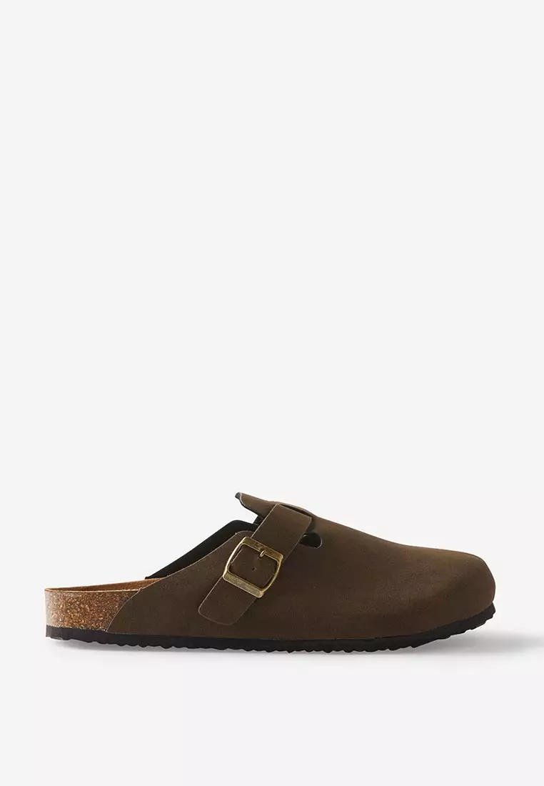 Closed Toe Buckle Slides